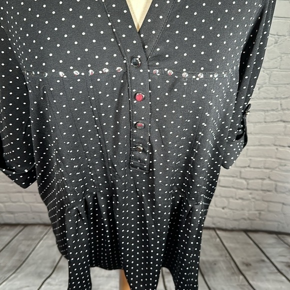 Cocomo Woman size 3X Black White Polka Dot Roll Tab Sleeve Popover Tunic NEW - Picture 14 of 16